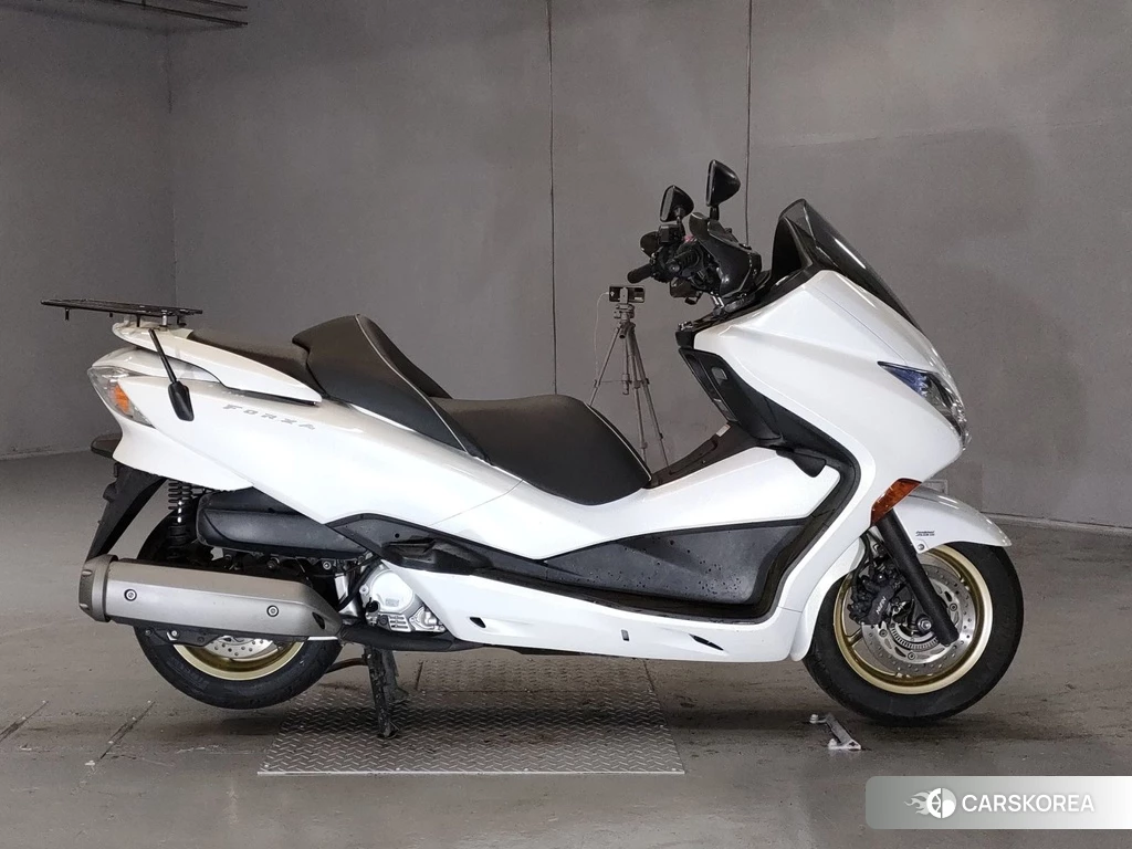 Проданный Honda FORZA Z 2010 из Японии