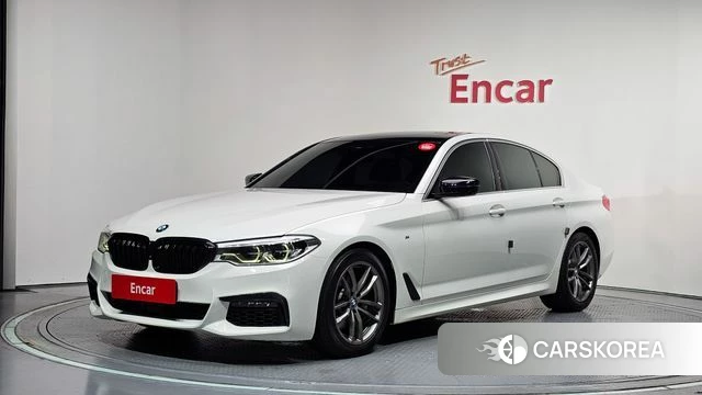 BMW 5 Series (G30) 2019 Белый из Кореи
