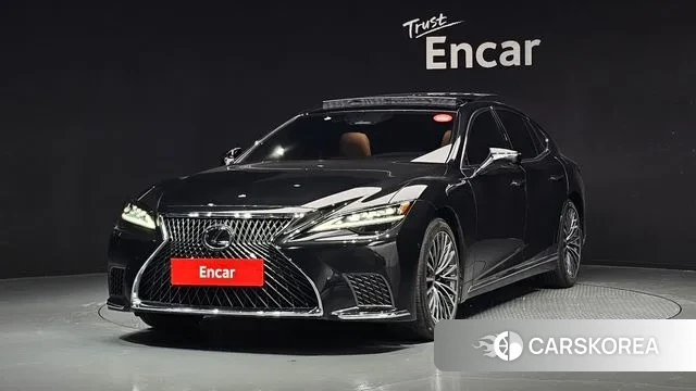Lexus LS500 5th generation 2024 Серый из Кореи