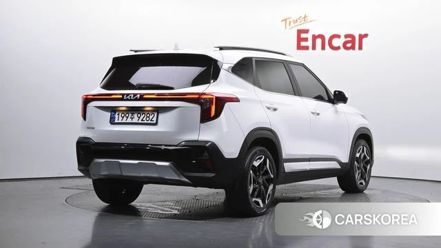 Kia The New Seltos 2023 Белый из Кореи
