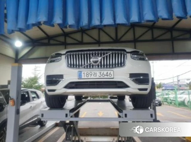 Volvo XC90 second Generation 2023 Белый из Кореи