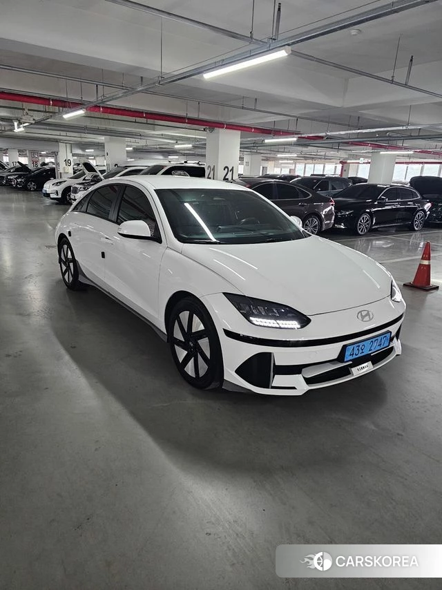Hyundai Ionic 6 2023 Белый из Кореи