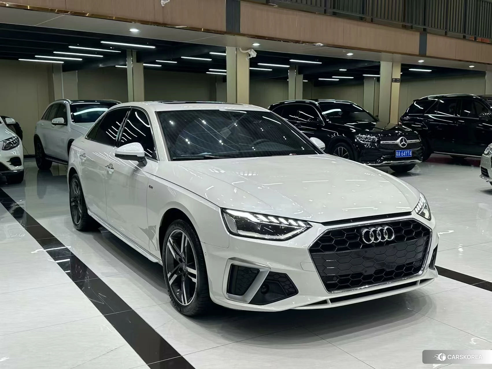 Audi A4L 2020 Белый из Китая