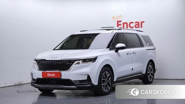 Kia Carnival 4th generation 2023 Белый из Кореи