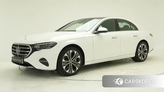 Mercedes-Benz E-Class W214 2025 Белый из Кореи