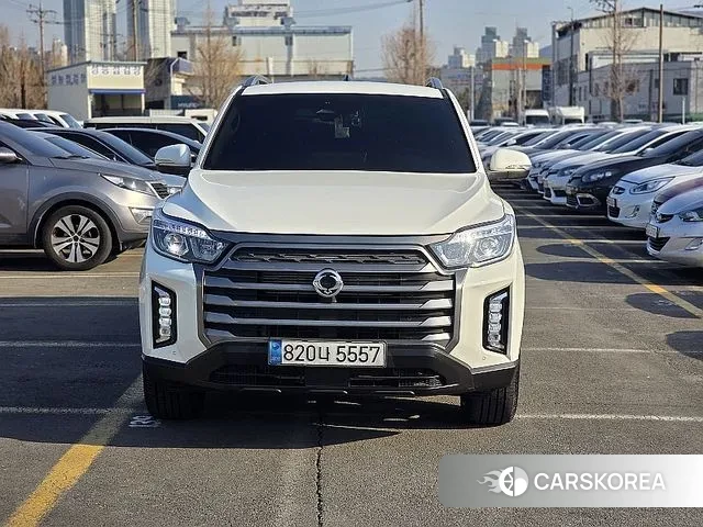 Ssangyong The New Rexton Sport 2023 Жемчужный цвет из Кореи