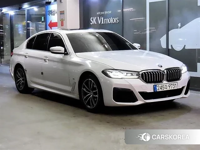 BMW 5 Series (G30) 2021 Белый из Кореи