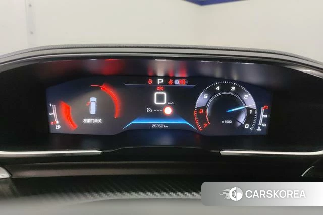 Peugeot 508L 2023 Белый из Китая