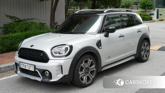 Mini Cooper S Countryman 2021 Жемчужный цвет из Кореи