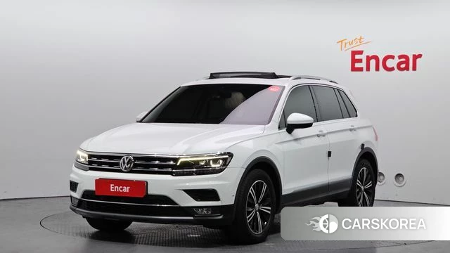 Volkswagen Tiguan second Generation 2020 Белый из Кореи