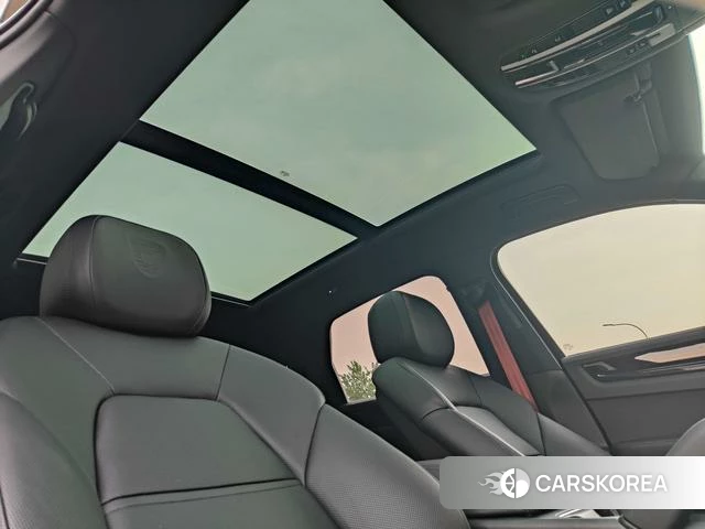 Porsche Cayenne E-Hybrid 2021 Темно-серый из Китая