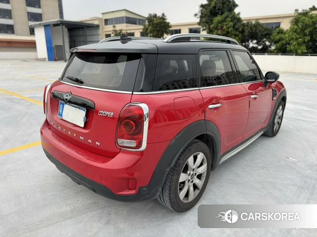 MINI COUNTRYMAN 2020 Красный из Китая