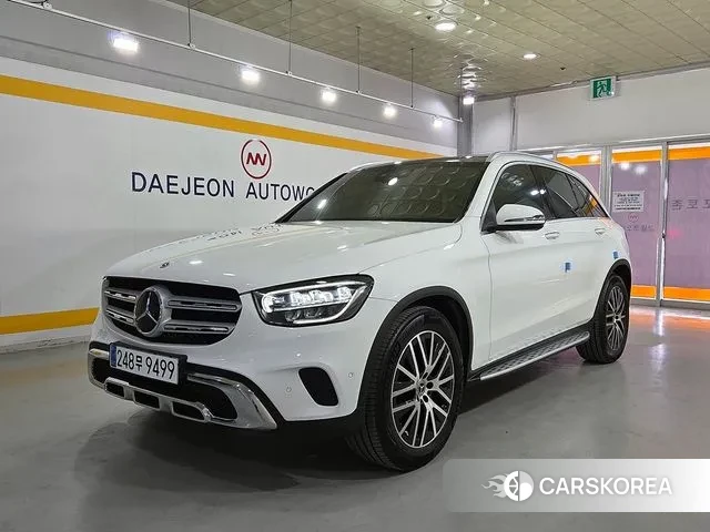 Mercedes-Benz GLC-Class X253 2021 Белый из Кореи