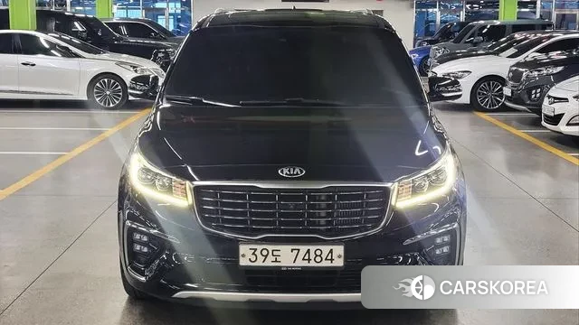 Kia The New Carnival 2018 Черный из Кореи