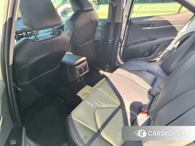 Toyota Camry 2023 Белый из Китая