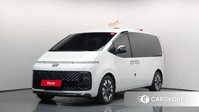 Hyundai Staria 2021 Белый из Кореи