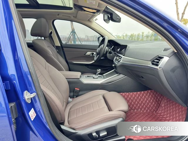 BMW 3 series 2021 Синий из Китая