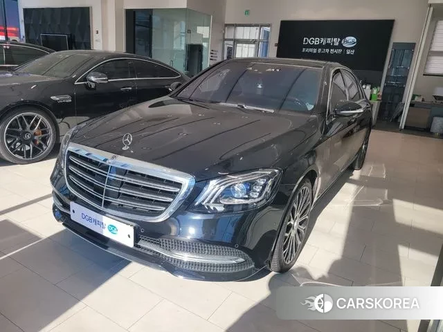 Mercedes-Benz S-Class W222 2020 Черный из Кореи