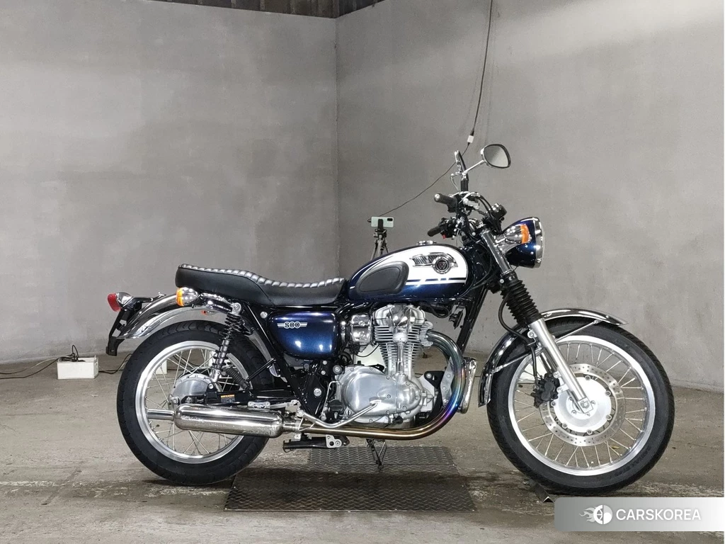 Проданный Kawasaki W800 2016 из Японии