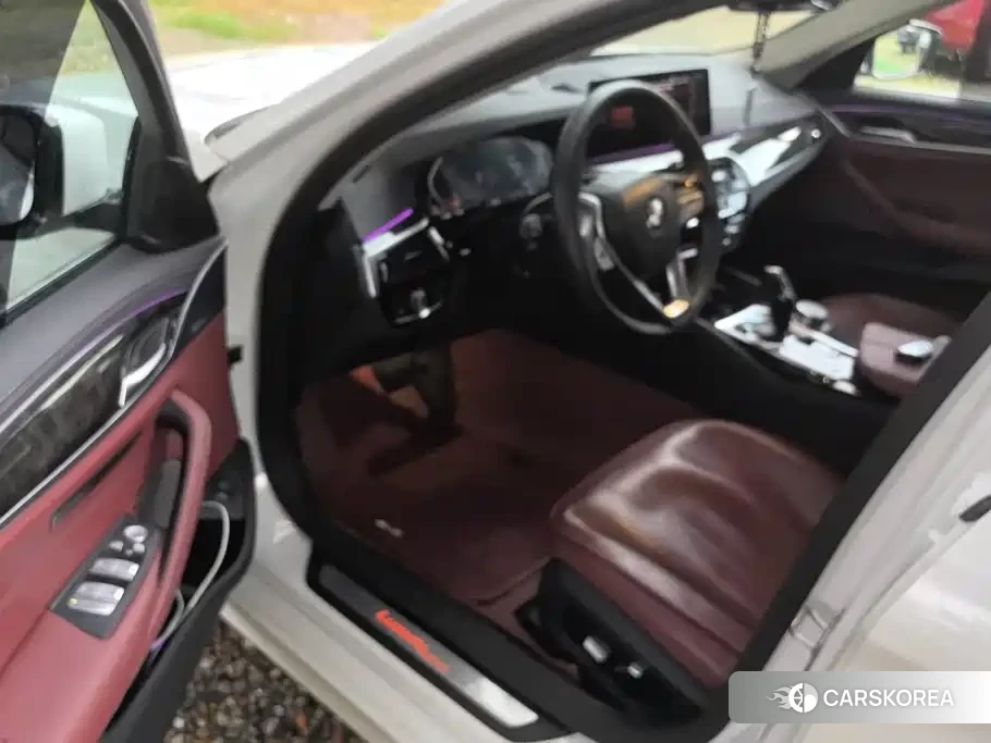 BMW 5 series 2022 Белый из Китая