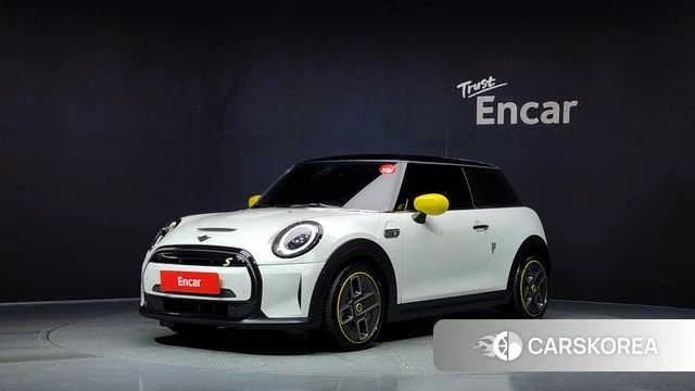 Mini Cooper Electric 2023 Белый из Кореи