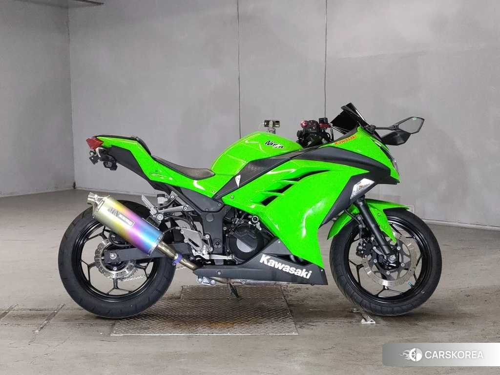 Проданный Kawasaki NINJA 250 2014 из Японии, фото 2