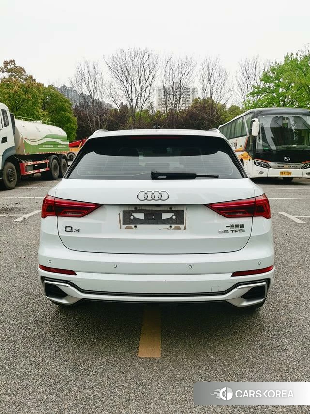 Audi Q3 2024 Белый из Китая