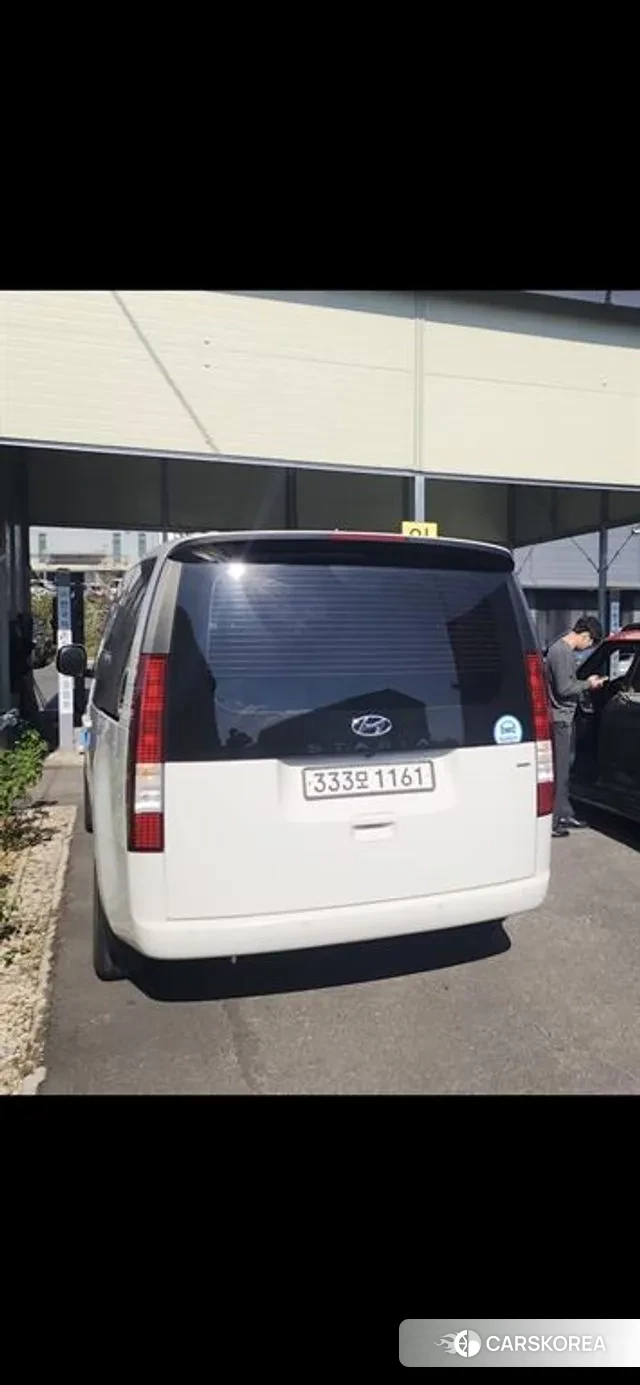 Hyundai Staria 2022 Белый из Кореи