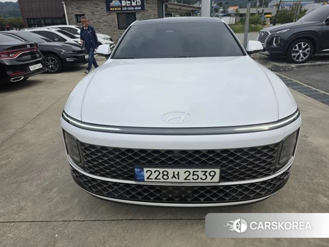 Hyundai Grandeur Hybrid (GN7) 2023 Белый из Кореи