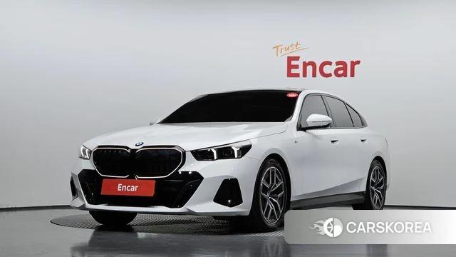 BMW 5 Series (G60) 2024 Белый из Кореи