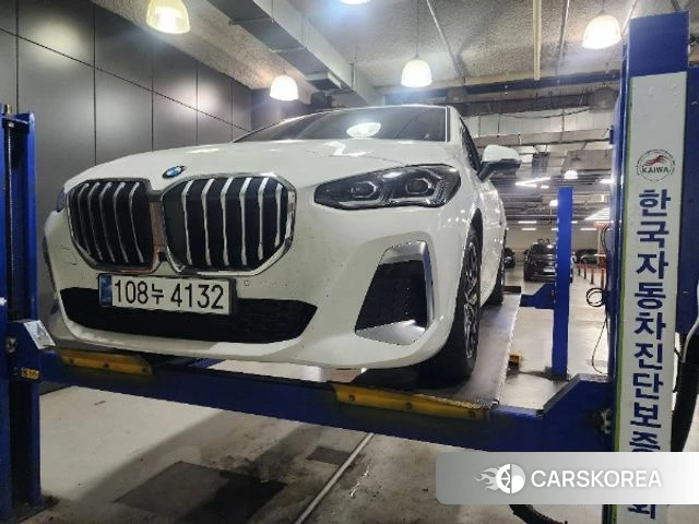 BMW 2 Series Active Tourer (U06) 2025 Белый из Кореи