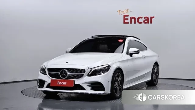 Mercedes-Benz C-Class W205 2021 Белый из Кореи