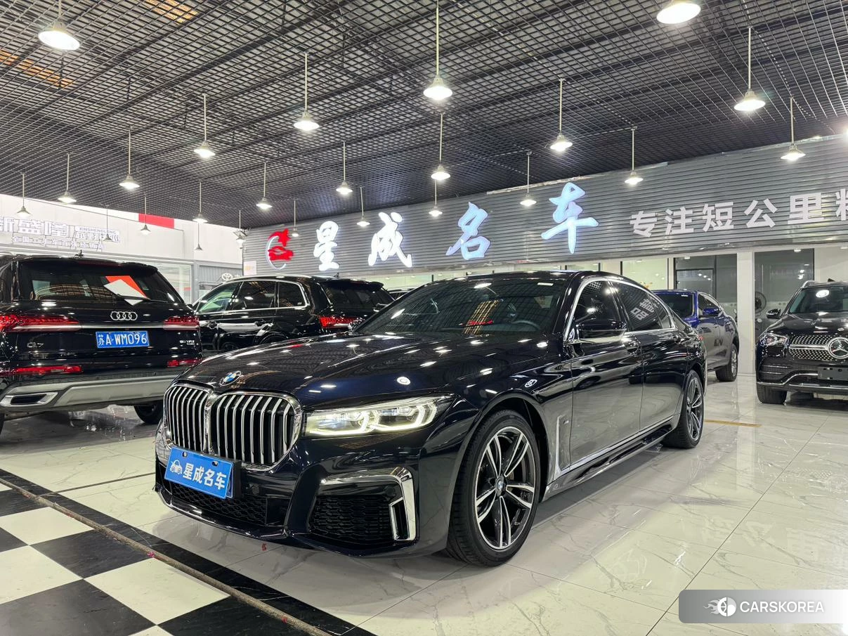BMW 7 series 2021 Черный из Китая