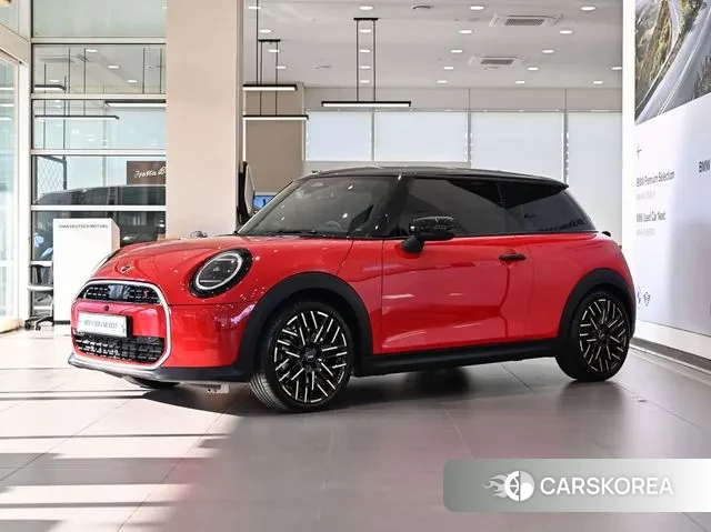 Mini Cooper S 4th Generation 2025 Красный из Кореи