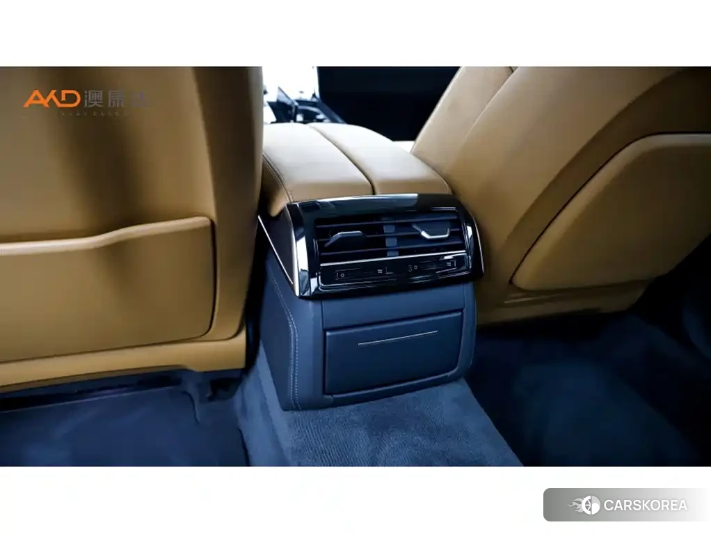 Audi A8 2023 Черный из Китая
