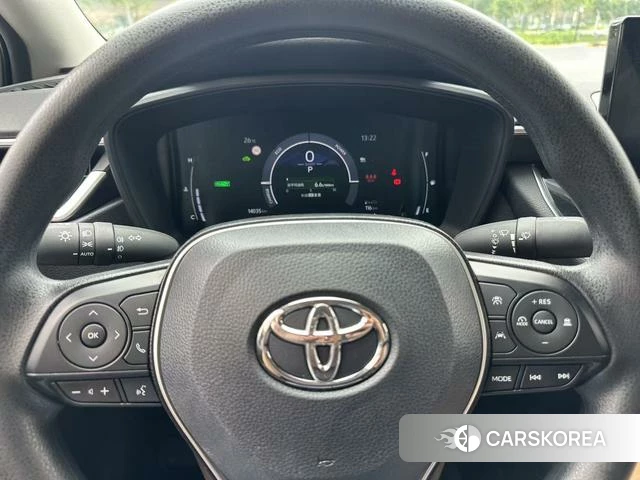 Toyota Corolla 2024 Белый из Китая