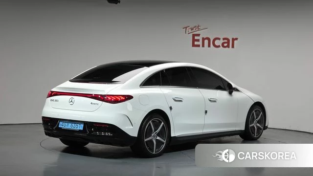 Mercedes-Benz EQE V295 2023 Белый из Кореи