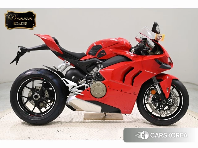 Проданный Ducati PANIGALE V4 2022 из Японии, фото 2