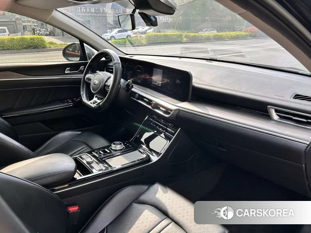 Kia K5 2020 Черный из Китая