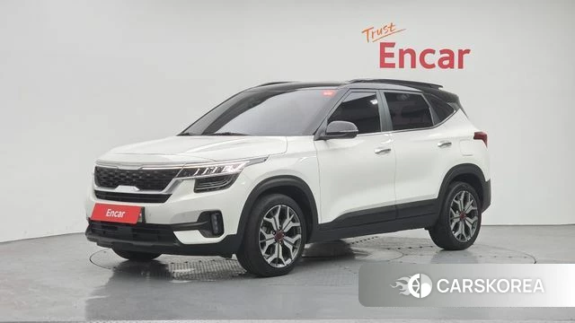 Kia Seltos 2020 Белый из Кореи