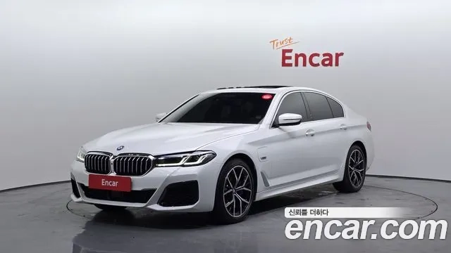 BMW 5 Series (G30) 2022 Белый из Кореи