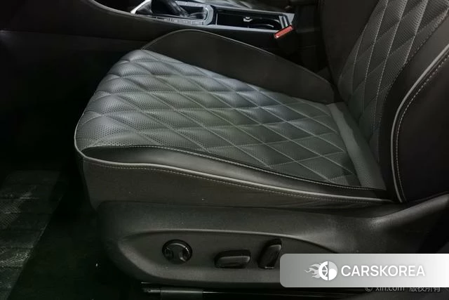 Volkswagen Sagitar 2023 Белый из Китая