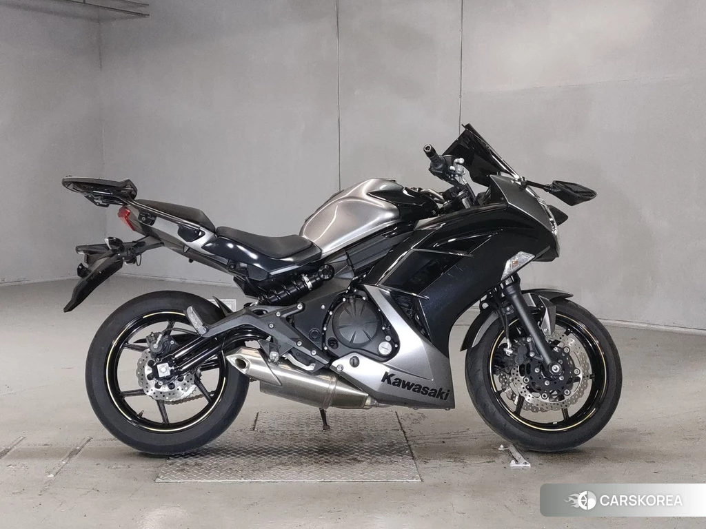 Проданный Kawasaki NINJA 400 2018 из Японии, фото 2