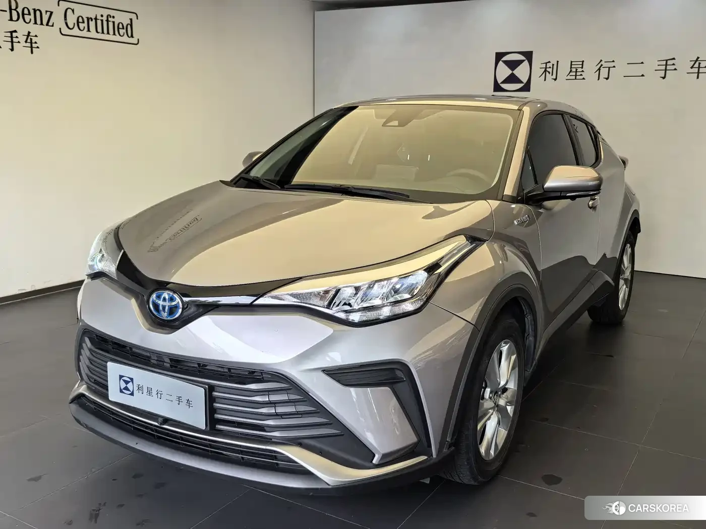Toyota IZOA 2022 Silver/gray из Китая