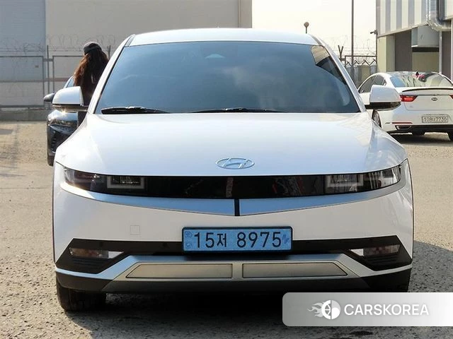 Hyundai Ionic 5 2022 Белый из Кореи