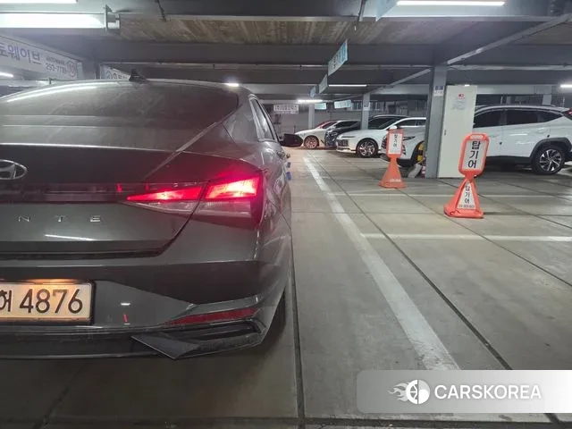 Hyundai Avante (CN7) 2021 Серый из Кореи