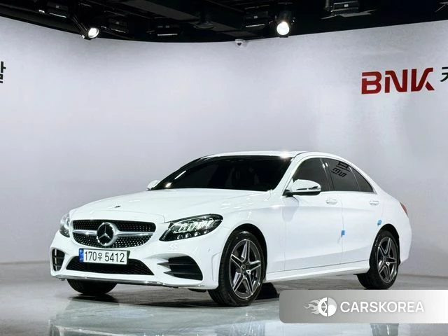 Mercedes-Benz C-Class W205 2021 Белый из Кореи