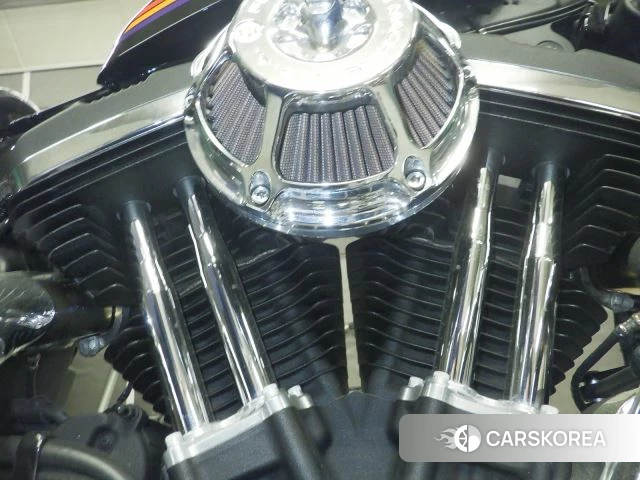Engine photo