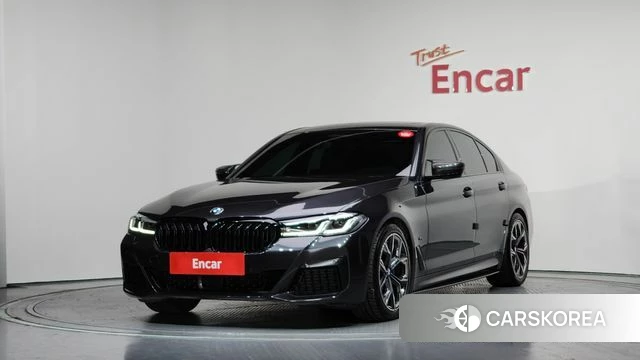 BMW 5 Series (G30) 2022 Серый из Кореи