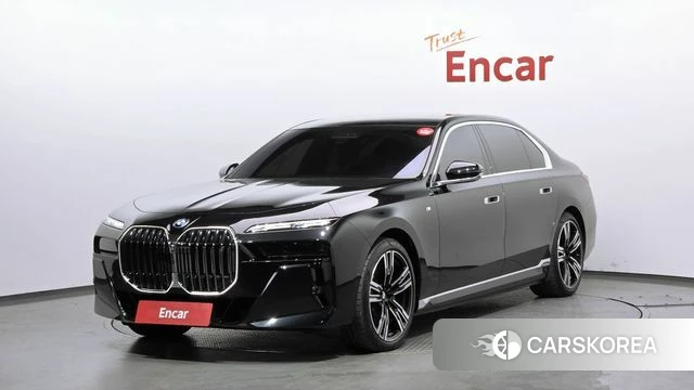 BMW i7 (G70) 2024 Черный из Кореи